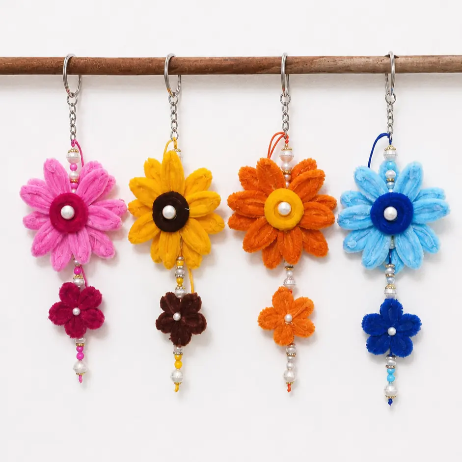 Handmade Flower Keychain – Cute Floral Gift & Bag Charm